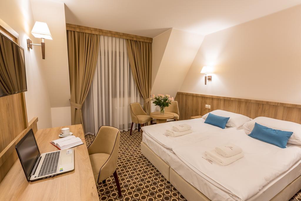 Borowy Dwor- Biznes, Spa & Fun Szaflary Pokoj fotografie